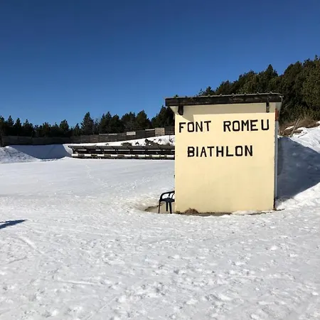 Le Mouflon Residence Olympe, T2 Centre Ville 4 Personnes, Parking Privatif Gratuit, Prise Green Up Vehicule Electrique, Possibilite Forfait Menage Et Location Linge De Lit Et De Toilette Font-Romeu-Odeillo-Via Exterior photo
